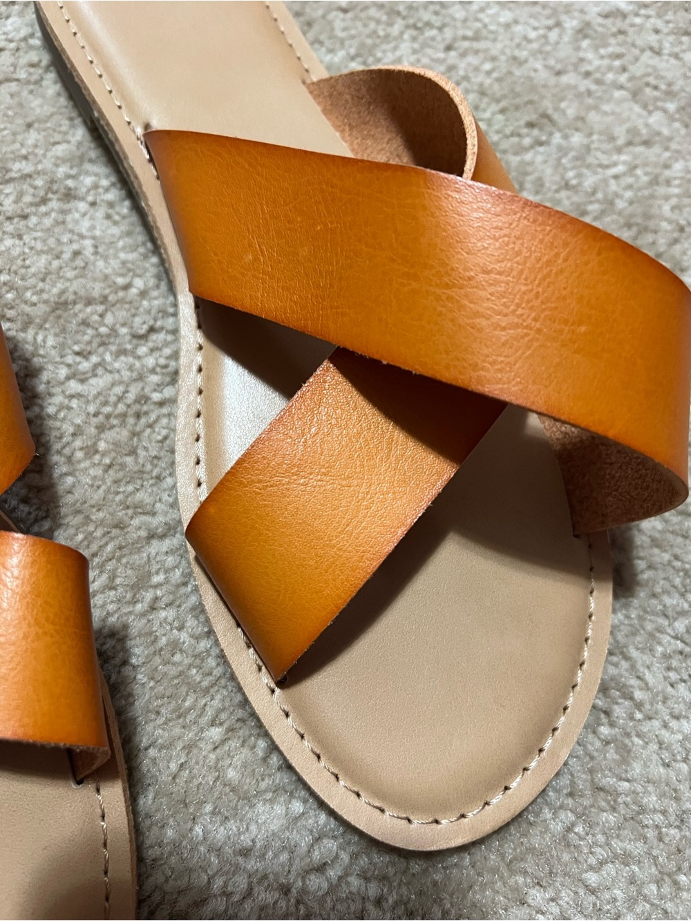 NWOT - GAP Women's Cognac Leather Cross-Strap Slide Sandals - Picture 3 of 7
